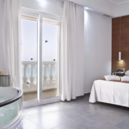 Delfines 4* 라망가델마르메노