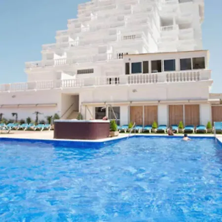 Отель Delfines 4*