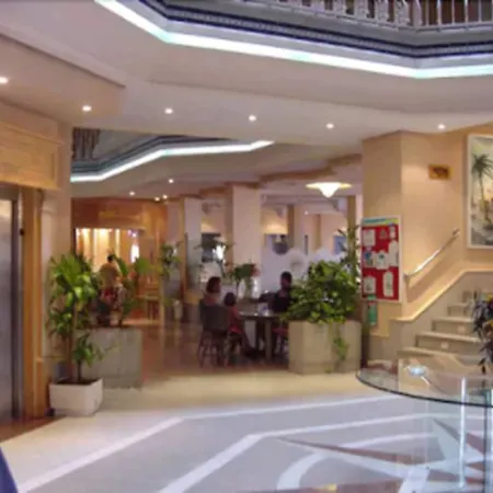 Delfines Hotel