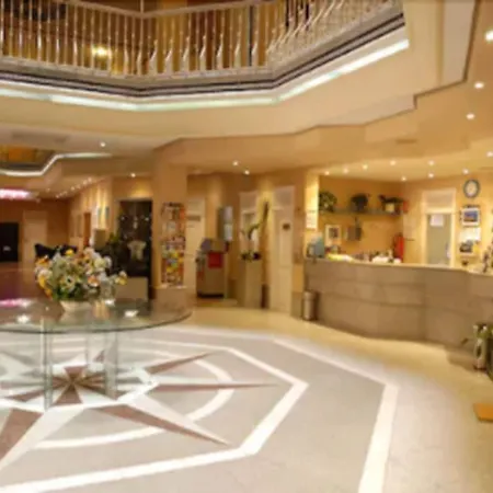 Hotel Delfines 4*