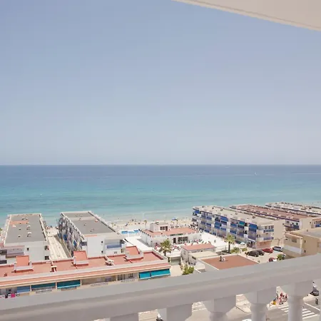Delfines Hotel 4*