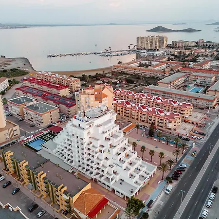 Отель Delfines 4*