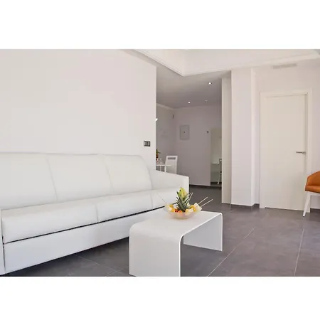 Delfines Hotel 4*